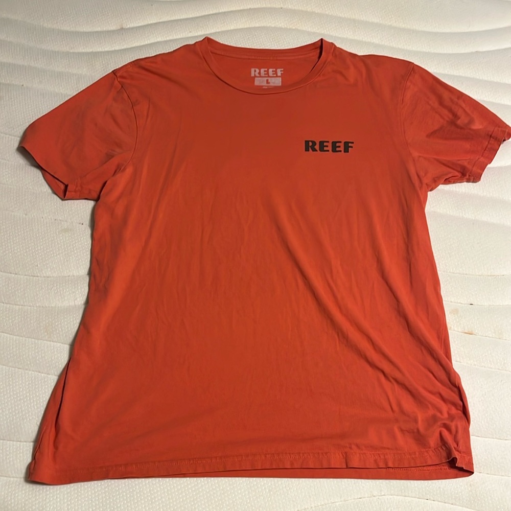 Size: L
Color: Orange
Brand: Reef
Details: Hula Girl Logo